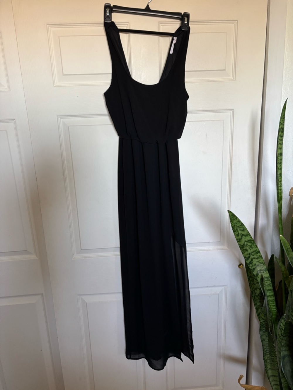 Lush Black Sleeveless High-Low Maxi Dress with Side Slit